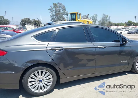2016 Ford Fusion Hybrid Se from USA, damaged, VIN 3FA6P0LU4GR397653
